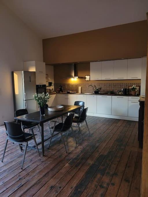 Appartement De Charme Dans Ancienne Cave A Vin เลอบูลู ภายนอก รูปภาพ
